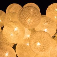 Гірлянда на батарейках Springos Cotton Balls 4 м 20 LED CL0036 Warm White
